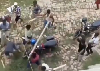 धनुषाको मुखियापट्टि मुसरनीयाँमा झडप एक काठमान्डौँ रिफर, प्रहरीले गरे हवाइ फायर 