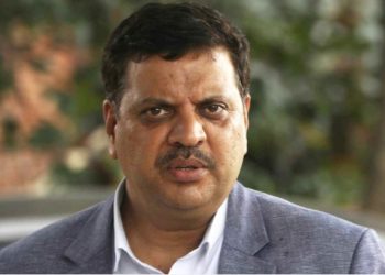 राजश्व अनुसन्धान विभागको निर्णय सुन तस्करीको मुद्धा र पक्राउ परेका आरोपित प्रहरीलाई बुझाउने